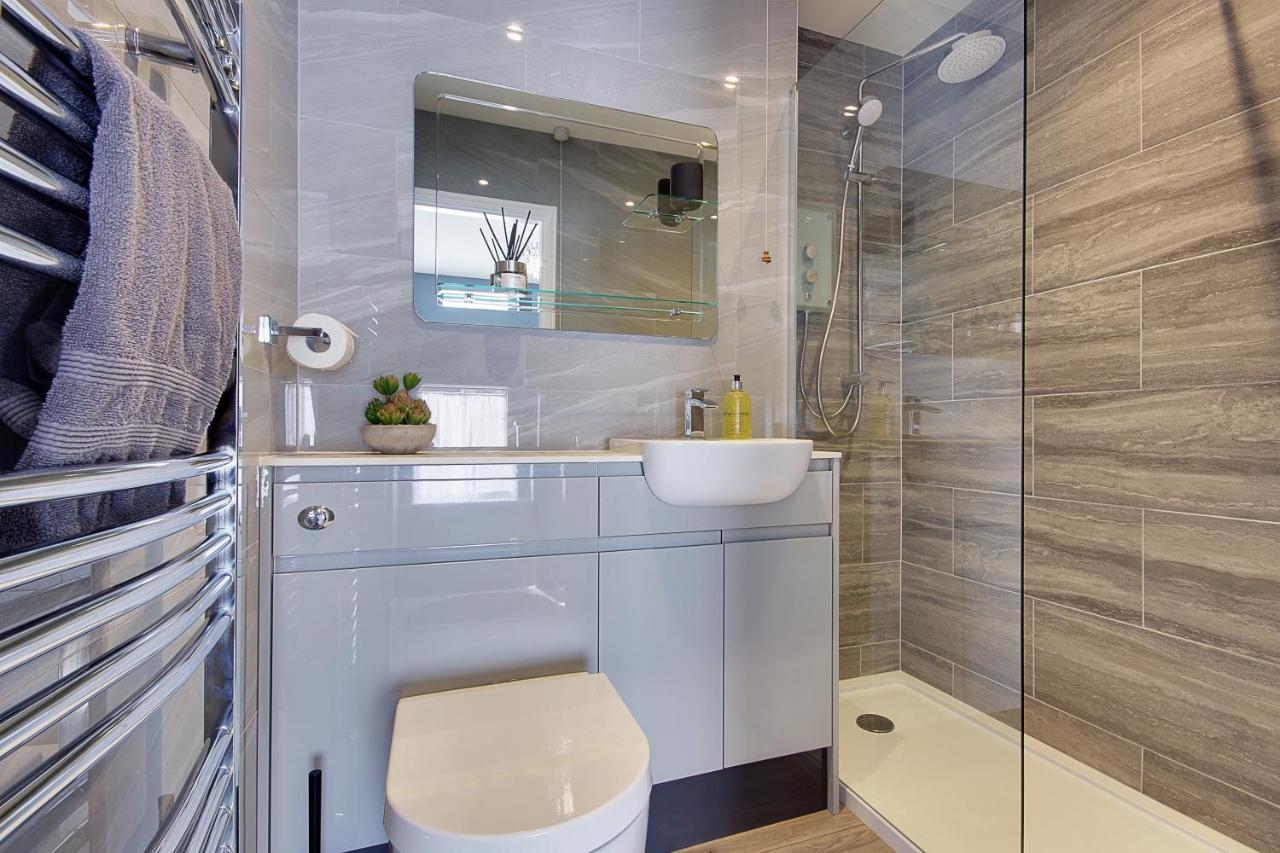 14 Oxford Mews - 5 Star Living For Up To 10 People Villa Southampton Eksteriør billede