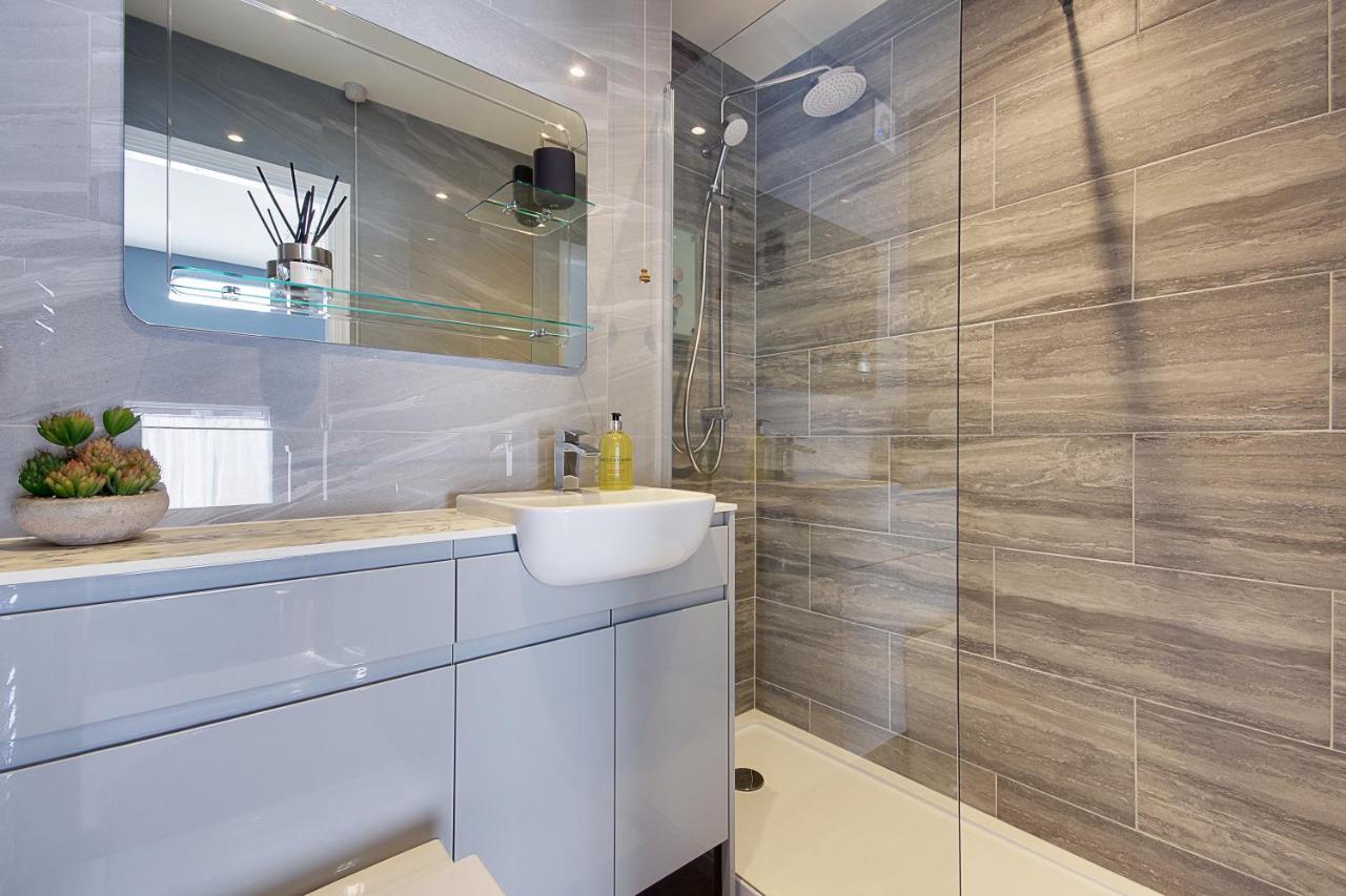 14 Oxford Mews - 5 Star Living For Up To 10 People Villa Southampton Eksteriør billede