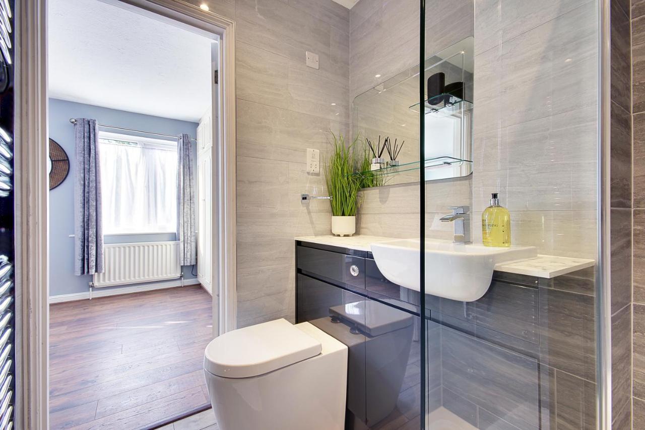 14 Oxford Mews - 5 Star Living For Up To 10 People Villa Southampton Eksteriør billede
